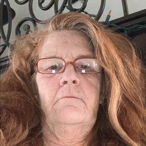 Meet your Posher, Deborah